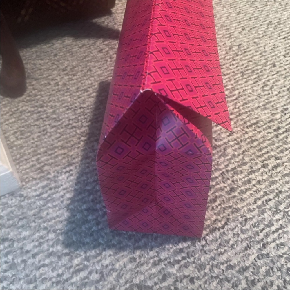 NWB Tory Burch Kira Thin Flip Flops, Size 8 Color Deep Purple 502 - Picture 10 of 11